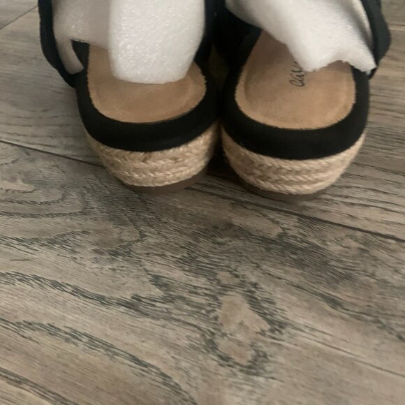 NEW EASY STREET YESENIA WOMEN'S BLACK ESPADRILLE WEDGE SANDALS 8 WW - Picture 10 of 12